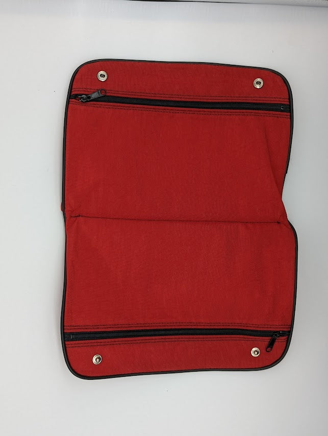 Cabin Racing pouch