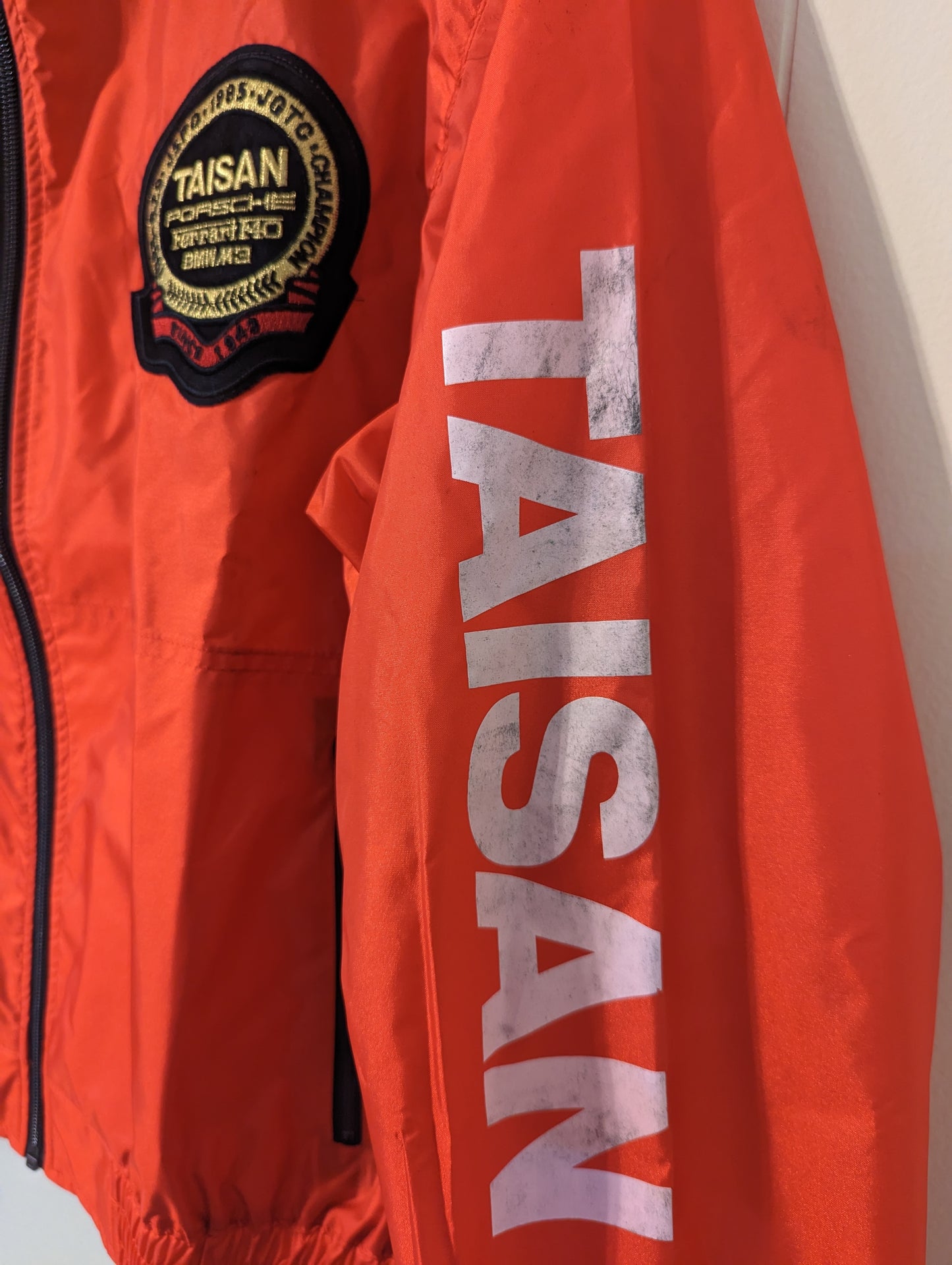 Taisan JGTC windbreaker, Large